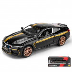 1:24 Scale M8 mudelauto, tsingisulamist tagasit&otilde;mmatav heli ja valgusega m&auml;nguauto lastele poisst&uuml;drukule 1/24-20.5x9.3x6cm must