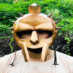 Gladiaatorite kiivrite kuningas Maximus Decimus meridiaanid Vasest viimistlusega soomuskiivrid sisemise vooderdusega Keskaegne r&uuml;&uuml;tli Armor Cosplay kiiver Kingitus