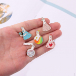 5x keeduklaasi emailiga prossid m&auml;rgid manteln&otilde;el Moodsad kaunistused ehete jaoks seljakoti tarvikud