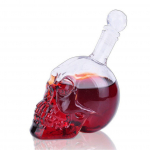 Uusim k&auml;sitsi puhutud klaasist veinipudeli karahvin ja klaaskristallkoljukujuline veinikomplekt viinapudeli pealuu pudel 75 ml/350 ml/550 ml/1000 ml 125ml