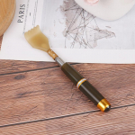 Teleskoopilise pikendatava vardaga k&auml;eshoitavate magnethelmestega seljakraabits ja masseerija kohv