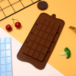 Isetehtavad &scaron;okolaadi silikoonvormid 24 lahtriga vahvlivorm Lihtne vabastamine K&otilde;rge temperatuurikindel K&uuml;psetust&ouml;&ouml;riistad &scaron;okolaad