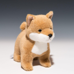 Shiba Inu seistes beige