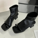 R&otilde;ngasklamber Gladiator Rooma sandaalid Naiste Slingback plokk Kummalised madala kontsaga suvised saapad Poolsaapad vabaajajalatsid 39