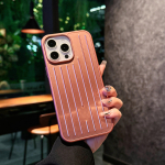 Peen kingikarp 3D laineline triip Stiilne Rimowa kohvri jaoks Telefoni&uuml;mbris iPhone 17 Pro Max 16 15 14 13 jaoks Alumiinium-magneesiumisulamist k&otilde;va kate iPhone 13 beež