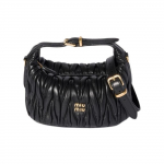 Miu Miu Matelass&eacute; Metalllogo Lambanahast Koti Naiste k&auml;ekotid Must 5NE026_AFPP_F0002 Basic Set (Bag+Dust Bag)