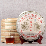 2008 Palee ja Aja v&otilde;lu Qi Zi Bing K&uuml;ps Pu Er Tee GongTing ChenYun Shu Pu-erh Tee 357g