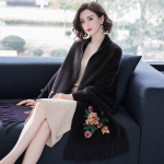 Winter Poncho Naiste sametist tikandiga varrukasall naistele pikkade varrukatega tutikeebis One Size must