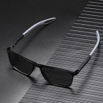 Luksuslikud Meeste Naiste Spordi P&auml;ikeseprillid Uus mood Tr90 Frame Square P&auml;ikeseprillid V&auml;listingimustes Pimestamisvastased Prillid P&auml;ikesekindlad Varjud