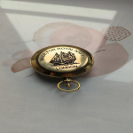 Messingist Push Button Tasku Kompass Poola Messing 5,08 cm