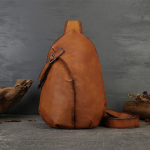 Ehtsast nahast rinnakott meestele, naistele, k&auml;sitsi valmistatud vintage esi&otilde;lakotid Kvaliteetne Crossbody kott 35cm*20cm*15cm pruun