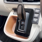 TADOKAPATU Toyota New Sienta 10 seeria h&uuml;briidauto k&auml;igukangi nupp kate k&auml;iguhoova k&auml;epide kate