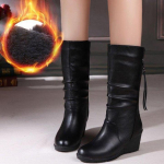 S&uuml;gis/talv uued paksu tallaga saapad Naiste kevad- ja s&uuml;gissaapad Chelsea inglise stiilis keskmise pikkusega l&uuml;hikesed saapad 35