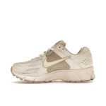 Nike Air Zoom Vomero 5 Kahvatu elevandiluu Liivakallas Naiste tossud FQ6868-111 EU 42.5 white