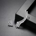 CMM Sparkly Baguette Zirconia Asymmetry Leaf Ear Cuff Stud k&otilde;rvar&otilde;ngad h&otilde;be