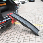 Kokkupandav koerarambi matt, kaasaskantav kompaktne kutsikakassi auto trepipadi, mida on lihtne kasutada