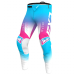 Motokrossi p&uuml;ksid v&otilde;idus&otilde;idu v&otilde;idus&otilde;itja mootorratas maastikul MX enduro MOTO meeste naiste m&auml;gi allam&auml;ge 34