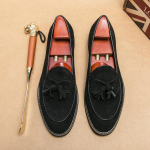 Moodne Itaalia Luksusbr&auml;nd Suede Meeste Tutiga Disainiga Mokassiinid Slip-on K&auml;sit&ouml;&ouml;na Valmistatud K&otilde;rge Kvaliteediga Nubuk Nahast Kingad Terava Ninaga Paks Tald 38 roheline