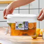 4 tk K&uuml;lm veekeetja k&uuml;lmkapp j&auml;&auml;joogi dosaatori segisti Koduk&ouml;&ouml;gi tarvik