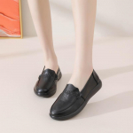 Naiste ehtsast nahast kingad Kevad s&uuml;gispruunid naiste vabaajajalatsid Mustad emad naistele hubased klassikalised vabaaja jalan&otilde;ud 40