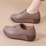 2026 Uued Kevadised Vabaaja Naiste Kingad Platvorm Loaferid Paelad Nahast Kingad Slip-On Ema Kingad Paksude Tallad Naiste Vulkaniseeritud Kingad 35
