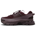 Nike ZOOM VOMERO ROAM Jooksukingad Naiste Veinipunane HQ2181-500 35.5 veini