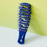 V&auml;ikese suurusega &otilde;&otilde;nsad laste juuksekamm Sile juuksuri kamm Peanaha massaaž Kumer kamm Gradient v&auml;rvi kujundav juuksehari