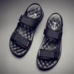 Mood suvine ehtsast nahast meeste vabaaja sandaalid klassikalised meeste rannasussid kingad 44 must