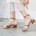 Naiste sandaalid, pehmest nahast ja pehmest nahast paksud, moekad ja k&otilde;rged kontsad. 35 sinine