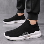 Meeste vabaajajalatsid kevadised kootud paarissokid kingad unisex hingavad tossud moodsad peale libistatavad mokassiinid meeste jooksujalatsid 45 must