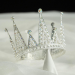 Barokk Kroon Kuninganna &Uuml;mmargune Kroon Laste T&auml;iskasvanute Tiiara Pruudi Ehted S&uuml;nnip&auml;evatordi Kaunistus