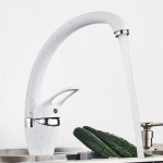 Valge k&ouml;&ouml;gisegisti K&ouml;&ouml;gisegisti 360&deg; &uuml;he k&auml;sivalamu kraan valge