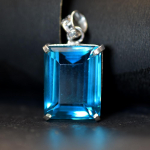 SERTIFITSEERITUD Looduslik Sinine Safiir Ripats 925 Sterling H&otilde;be Smaragdi kivi 58 ct 37.5 mm approx sinine