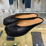 Naiste Tabi Ninjat&uuml;&uuml;pi Split-varvastega Sussid &Uuml;hev&auml;rvilised Lamedad Kingad &Uuml;marvarvastega Daamide Madalad Laisad Slip-On Kingad Paadikingad Slingback Mules Kingad Pehmed Loafers 35