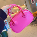 Yogodlns naiste suvekommid v&auml;rvi PVC tarretis v&auml;ike &otilde;lakott mood top k&auml;epideme kett T&otilde;mblukk Crossbody kott 18.5*6.5*11.5cm valge