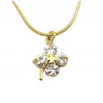 Les Tr&eacute;sors De Lily [P7604] &ndash; Kuldvalge disainerkaelakee Clover &ndash; 13x10 mm valge