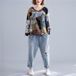 Naiste pluusid lahtised