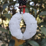 Uus Afganistani valge nefriit draakoni ja Phoenixi ripatsiga lapsepaar, kaubam&auml;rgiga Jade ripats, auto riputustarvikud