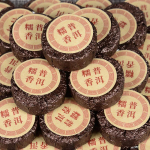 Yunnan Puerh Tea Glutinous Fragrant Ripe Tuo Tea Tugeva l&otilde;hnaga v&auml;ike jade kook