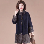 S&uuml;gisene plusssuuruses kasukas keskealistele naistele, valmistatud naaritsa ka&scaron;miirist r&otilde;ivastest 4XL lilla