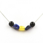 Pierres et Min&eacute;raux. Collier perles Agate noire 8 mm + Opale jaune d'Australie + Lapis Chaine en acier inoxydable.