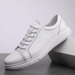 Ehtsast nahast meeste vabaajajalatsid Moodsad jalatsid, Meeste tossud, paelad meeste vaba aja jalutusk&auml;ikudeks Kvaliteetsed valged v&auml;lisjalatsid 38 valge