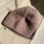 2022 Uus Pearlangora Beanie J&auml;nese karusnahast Kootud Talvem&uuml;ts Naiste Mood Kohev M&uuml;ts Naiste Pehme Soe Kapotiga Ski Skullies M&uuml;ts 54-60cm