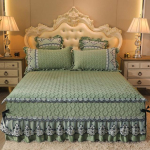 Romantiline luksuslik sametist tepitud voodikate, paks peene flanellist tikandid pitsvoodi seelik King-voodi kate ilma padjap&uuml;&uuml;rita Only 2pcs Pillowcase roheline