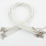 Kodu Peotarbed Ehted Leiud PU-nahast k&auml;ev&otilde;ru jaoks Kaelakee Homaar.