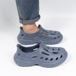 Summer Men's Hollow Out Breathable Beach Sandals Casual Outdoor Slippers sandals men male Graden Clogs Slippers Slip On Loafers 40-41