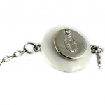 NOA [G0305] &ndash; h&otilde;bevalge disainerk&auml;ev&otilde;ru  Nacre en Folie valge