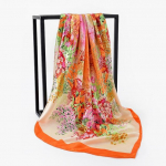 90*90cm Ruudukujuline siidist sall Naiste sallid Kaelasall Disainerprint &Scaron;ifoon Hijab Sall Foulard Lady Neck Sallid Pehme Suur Bandana