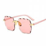 Klassikalised vanad ruudukujulised p&auml;ikeseprillid naistele gradientpeegel, raamita p&auml;ikeseprillid naistele retromood &auml;&auml;risteta Oculos De Sol Gray Pink