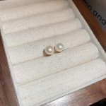 Klassikaline elegantne rippuva p&auml;rli imitatsiooniga k&otilde;rvar&otilde;ngas naistele Kvaliteetsed k&otilde;rvar&otilde;ngad naistele Ehted Ball Stud K&otilde;rvar&otilde;ngaste komplekt Pulmaehted 10mm valge